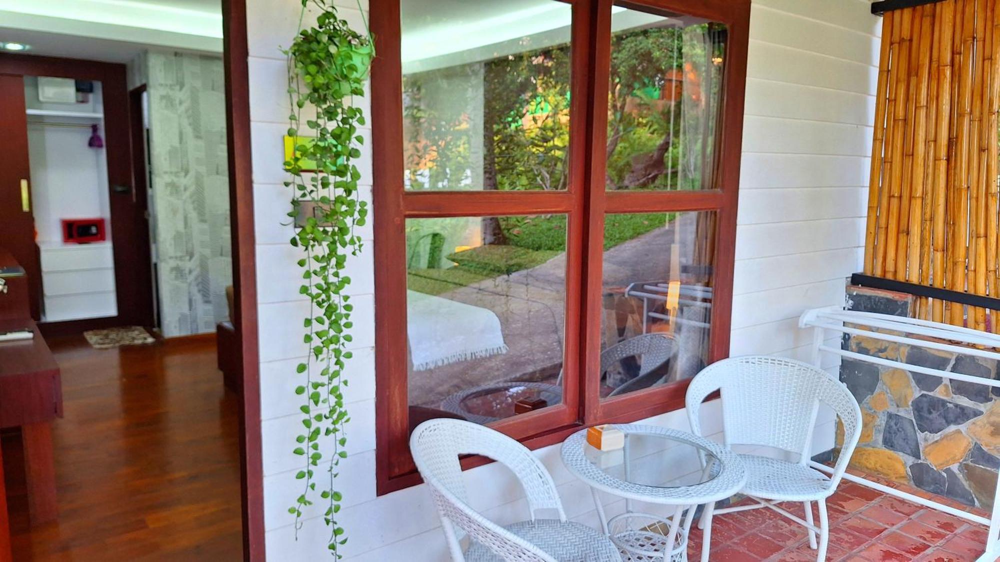Alpha Gay Resort & Spa - Men Only (Adults Only) Chaweng Beach Exteriör bild