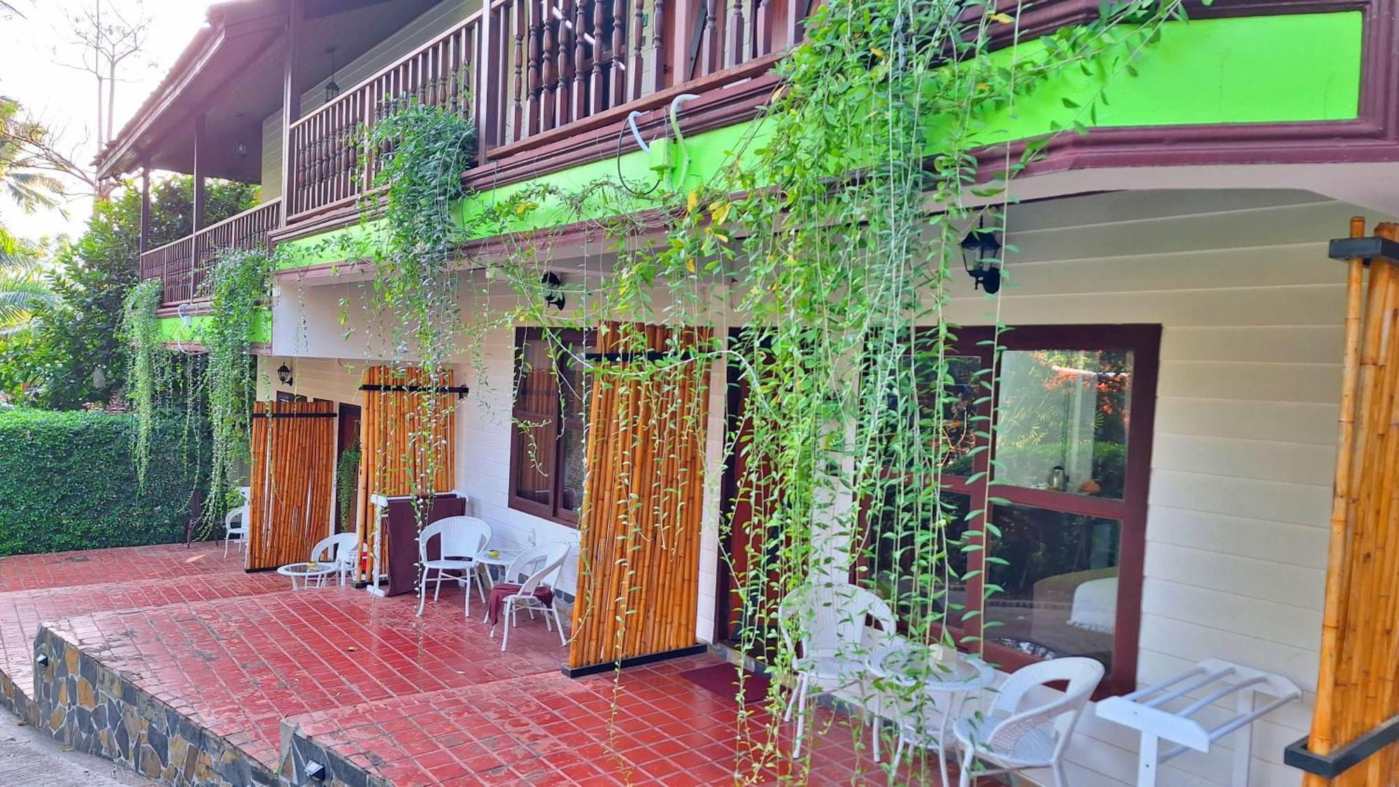 Alpha Gay Resort & Spa - Men Only (Adults Only) Chaweng Beach Exteriör bild